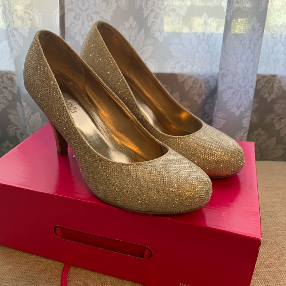 Gold Homecoming Shoes
